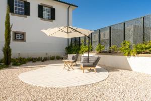 FONTE SANTA Manor House