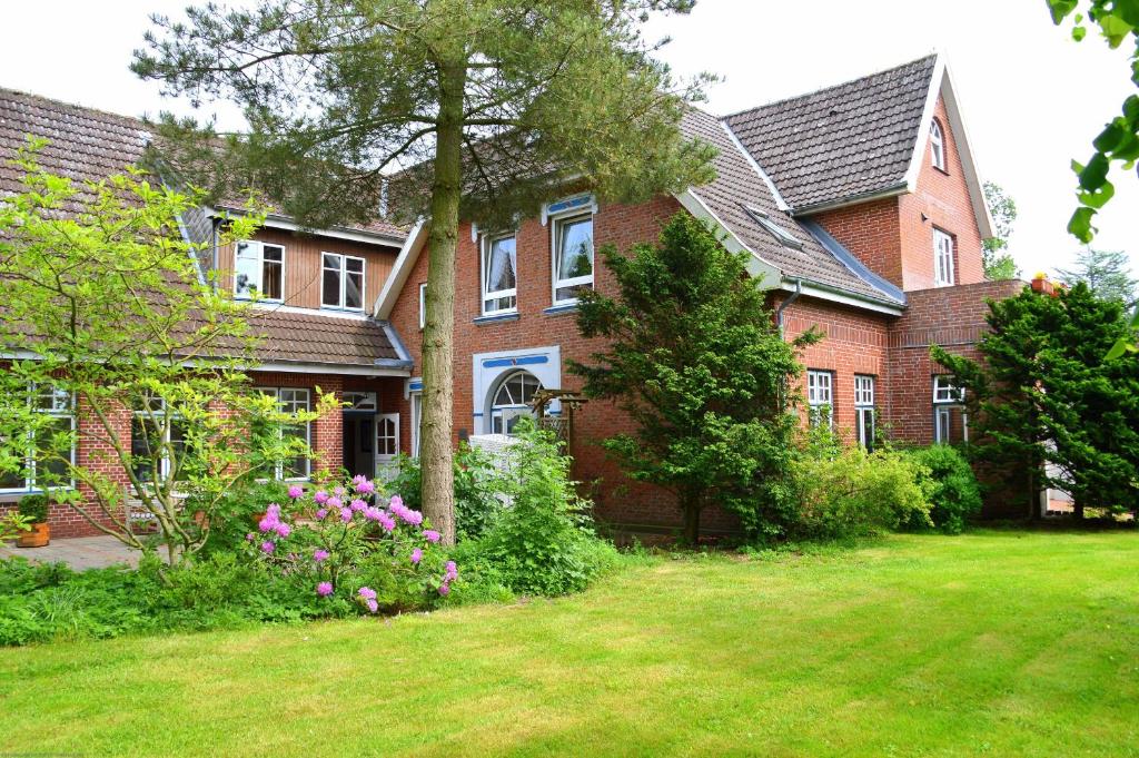 Maison d'hôtes Friesenhof Nieblum - Hotel Garni Jens-Jacob-Eschel-Straße 2 25938 Nieblum