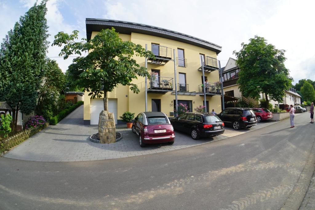 Gaestehaus Jufferpanorama Dusemonderstr.56, 54472 Brauneberg