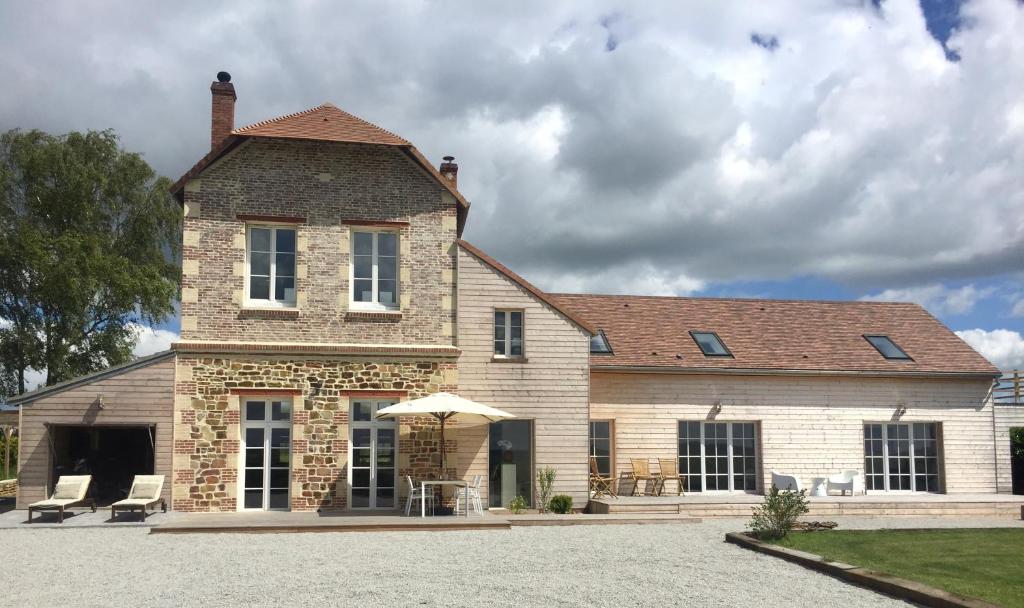 Maison d'hôtes Galerie, Tumulus de la Hogue Route de May D41B Tumulus, Lieu dit la Hogue 14320 Fontenay-le-Marmion