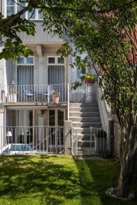 Gallery Townhouse & Home