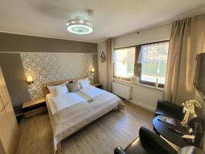 Maison d'hôtes Gästehaus Burgberg, Weinhaus Fries Moselufer 6 56332 Kattenes Rhénanie-Palatinat