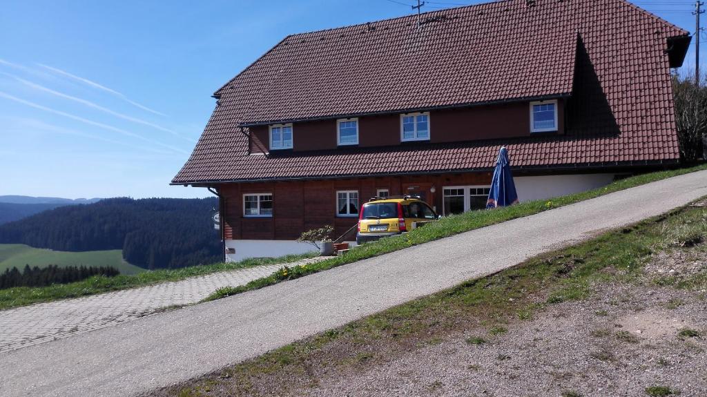 Gästehaus Forsthaus Täle Schwärzenbach 21, 79822 Titisee-Neustadt