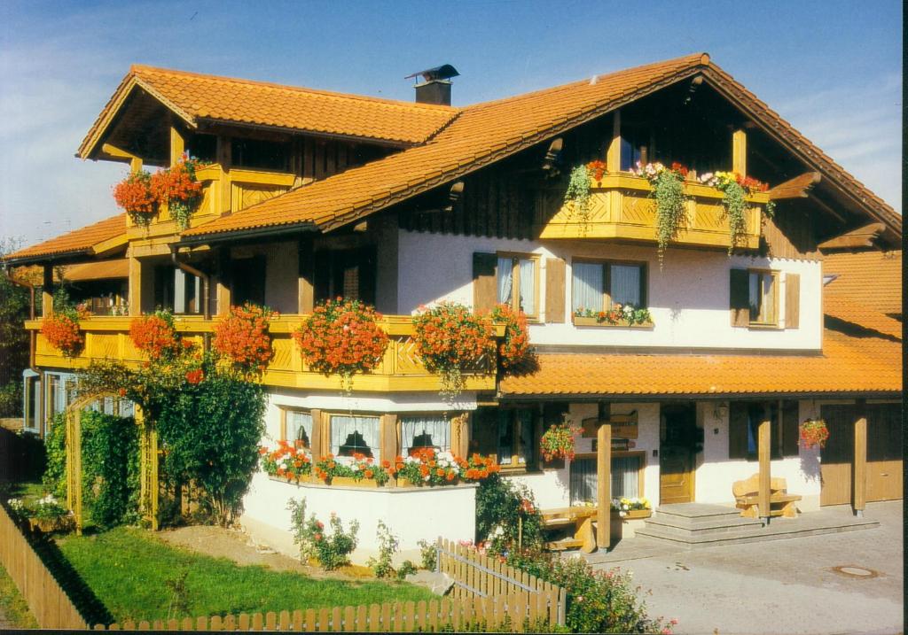 Gästehaus Kerpf inclusive KönigsCard Jupiterstraße 10, 87484 Nesselwang