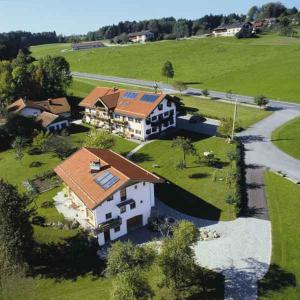 Maison d'hôtes Gästehaus Lechner Aschauerstraße 85 83233 Bernau am Chiemsee Bavière