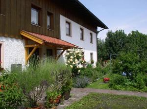 Maison d'hôtes Gästehaus Monalisa Hauptstrasse 7 83355 Grabenstätt Bavière