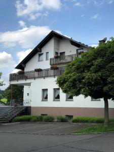Maison d'hôtes Gästehaus Rehwinkel Kastanienweg 11 55758 Allenbach Rhénanie-Palatinat