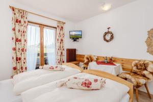 Maison d'hôtes Gästehaus Reichersbeuern Enzianweg 15 83677 Reichersbeuern Bavière