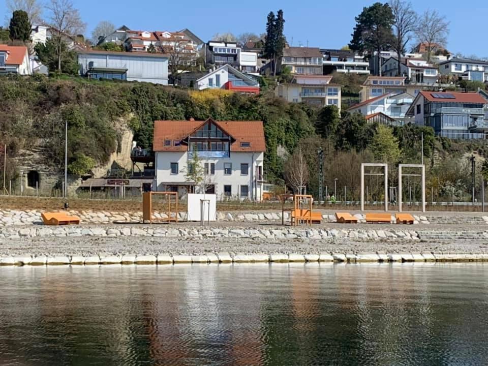 Maison d'hôtes Gästehaus - Wirtshaus zum Felsen Obere Bahnhofstrasse 30 88662 Überlingen