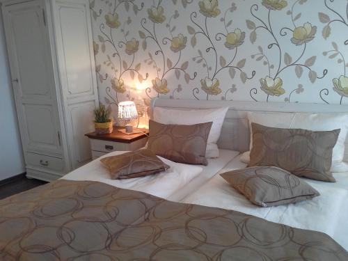 Maison d'hôtes Gasthaus Hinterländer Schweiz Hoherainstraße 49 35075 Gladenbach Hesse