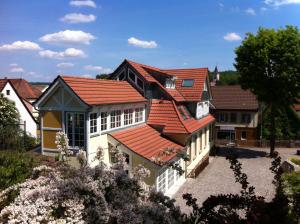 Maison d'hôtes Gasthaus Loewenthor & Hotel Hahn Bruchsaler Str. 4 75053 Gondelsheim Bade-Wurtemberg