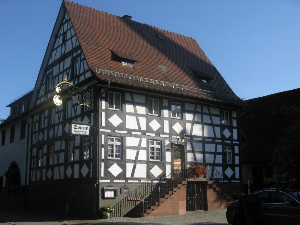 Gasthaus Sonne Freiburger Str. 4, 79279 Vörstetten