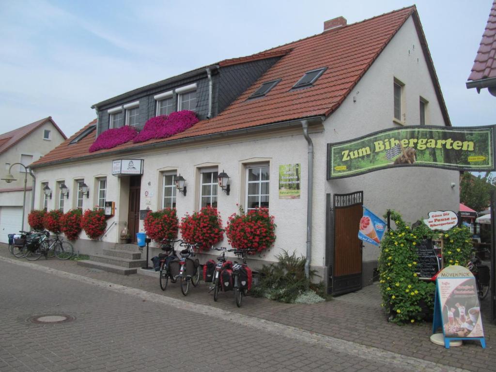 Gasthaus und Pension Zum Biber Hauptstraße 18, 39264 Steckby