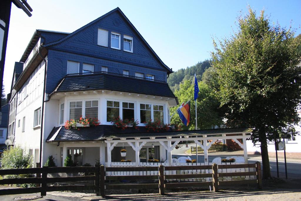 Maison d'hôtes Gasthof-Pension Hunaustuben Hunaustraße 21 57392 Schmallenberg