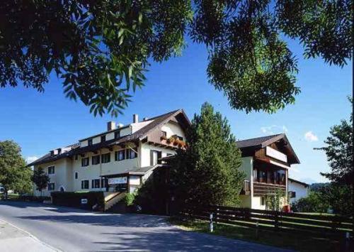 Gasthof SONNE Bahnhofstraße 22, 82418 Seehausen am Staffelsee