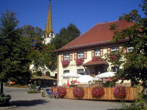 Gasthof zum Goldenen Kreuz Burgweiler Straße 2, 88271 Wilhelmsdorf