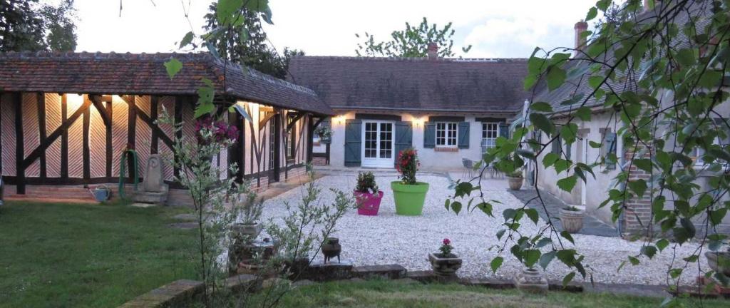 Maison d'hôtes Gîtes Chambres d'hôtes Entre Terre & Mer 8 Route de Lamotte 41600 Souvigny-en-Sologne