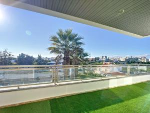 Guest House Summer Cascade Alvor Bed & Breakfast