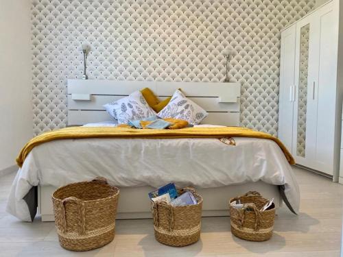 Guestroom Saint-Michel-Chef-Chef, 1 pièce, 2 personnes - FR-1-306-1232
