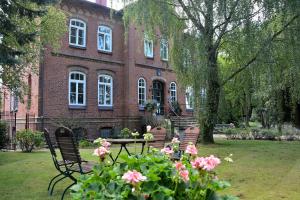 Maison d'hôtes Gutshaus Zietlitz Serrahner Str. 2 18292 Dobbin Mecklembourg-Poméranie