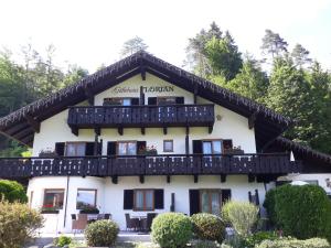 Maison d'hôtes Haus Florian Loisachstr. 33 82491 Grainau Bavière