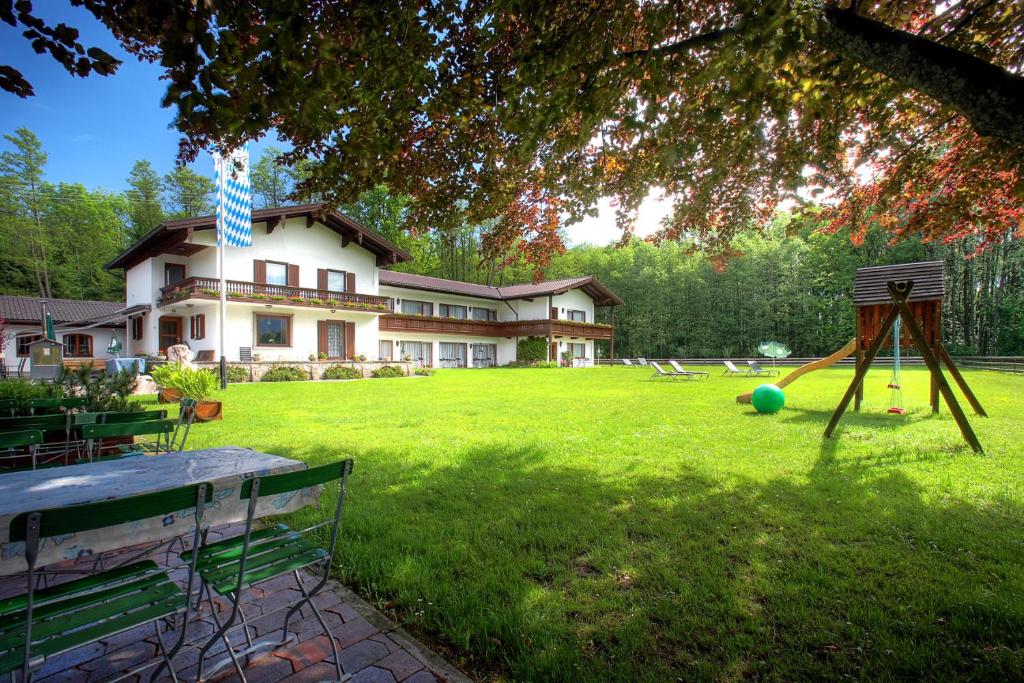 Maison d'hôtes Haus Waldesruh Waldweg 20 83236 Übersee
