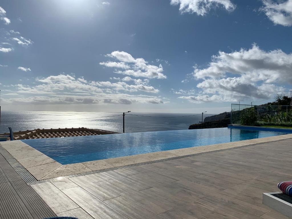 Holiday Apartment Sunset Ocean Estrada Manuel Mendes de Sousa 40, 9350-254 Ribeira Brava