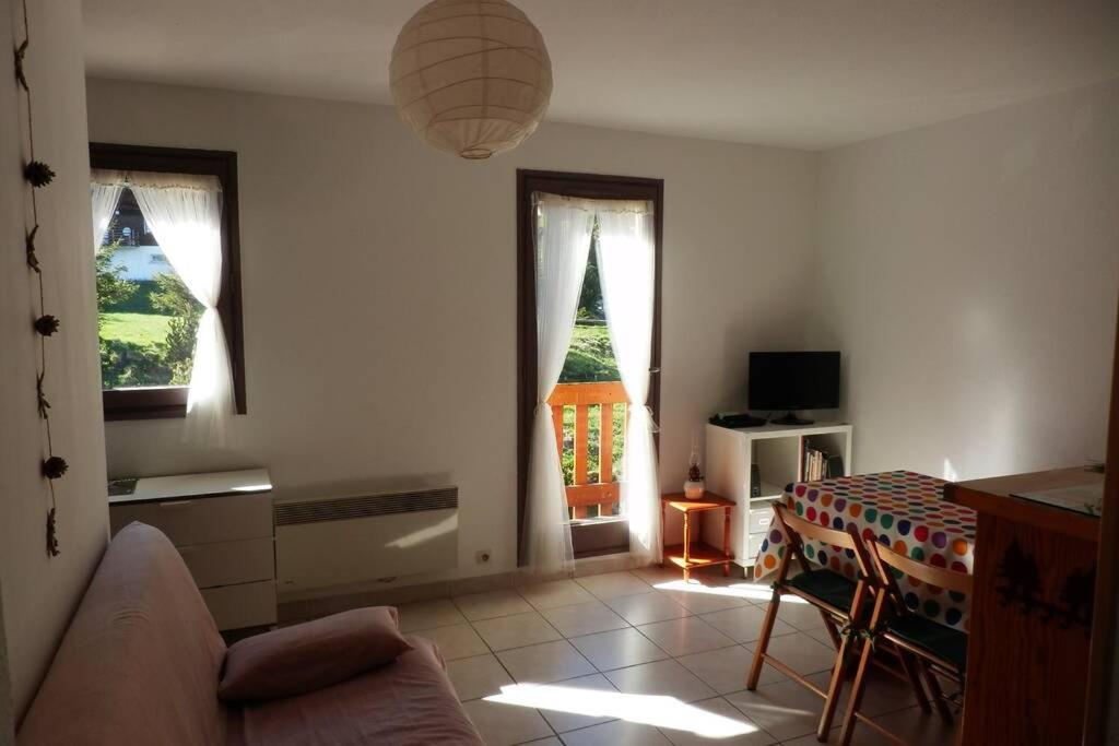 Hostel, Gästehaus zum Molenfeuer 18119 Warnemünde