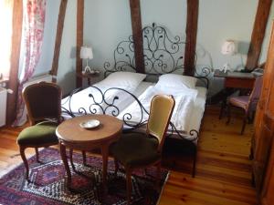 Maison d'hôtes Hotel Alte Försterei König-Friedrich-Platz 7 14913 Kloster Zinna Brandebourg