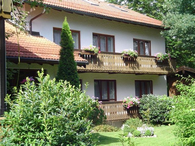 Hotel am Wald Otto-Hahn-Str. 25b, 85521 Ottobrunn