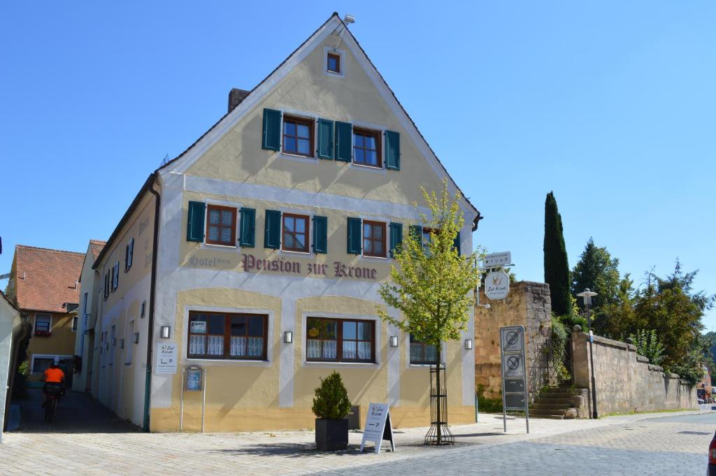 Hotel Garni Pension Zur Krone Christoph-Sturm-Str. 39, 91161 Hilpoltstein