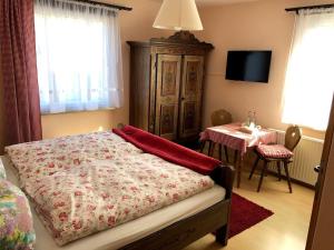 Maison d'hôtes Hotel garni Zum Adenauer Forst Hauptstr. 47 53518 Wimbach Rhénanie-Palatinat