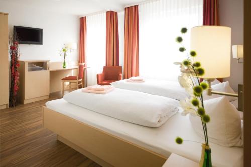 Maison d'hôtes Hotel Gasthof Pension Riebel Weidenerstraße 30 92694  Etzenricht Bavière