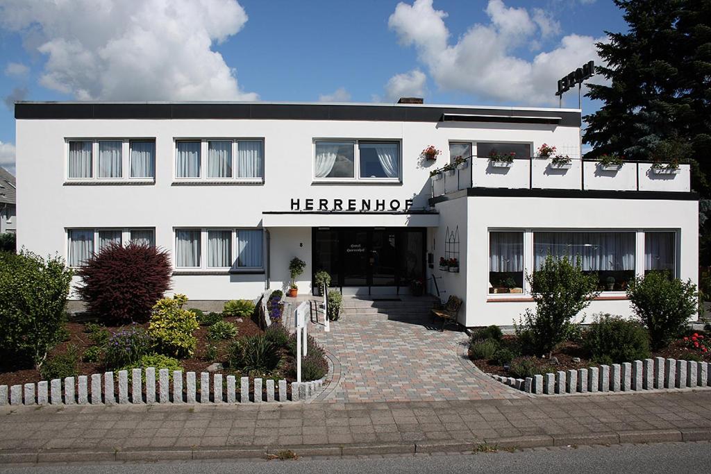 Maison d'hôtes Hotel Herrenhof Herrendamm 8 23556 Lübeck