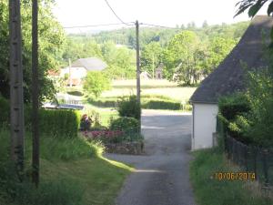 Maison d'hôtes Hotel Le Commerce Auriat 19380 Neuville Limousin