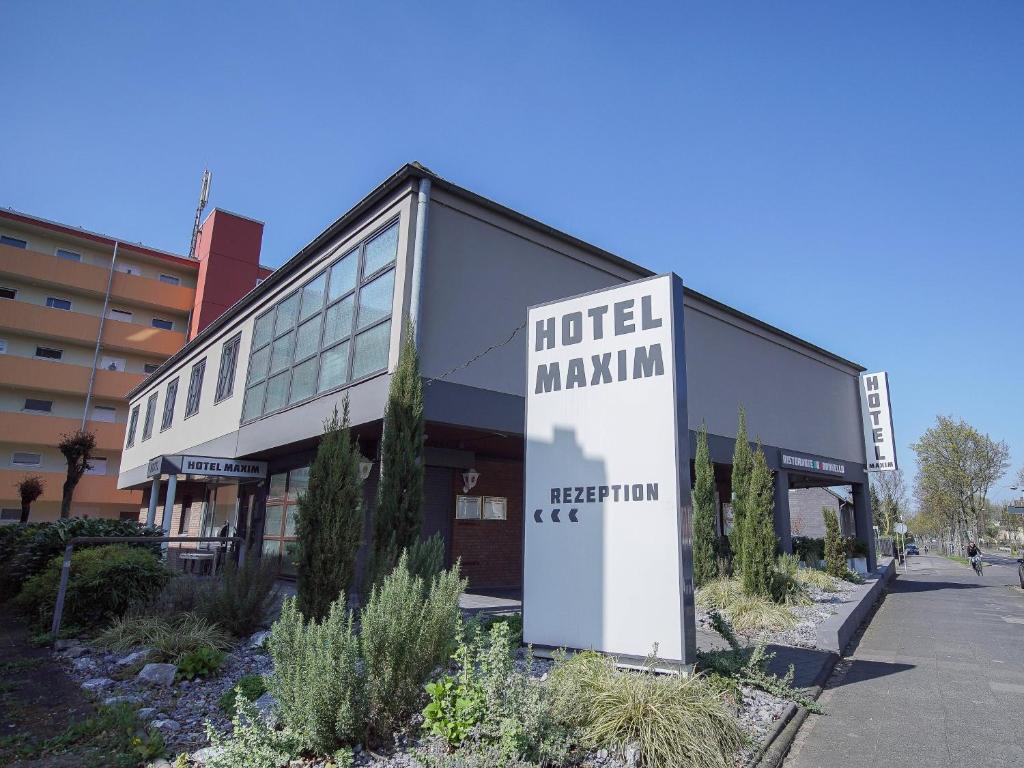 Hotel Maxim Düsseldorferstr.18a, 40764 Langenfeld