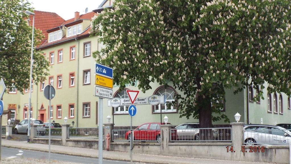 Hotel Pension zur Tanne Karl-Keil-Str. 42, 08060 Zwickau