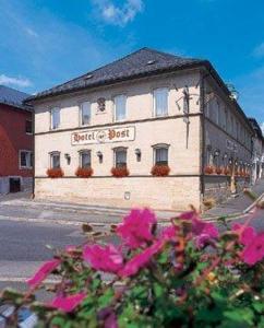 Maison d'hôtes Hotel Post Lobensteiner Str. 1 96365  Nordhalben Bavière