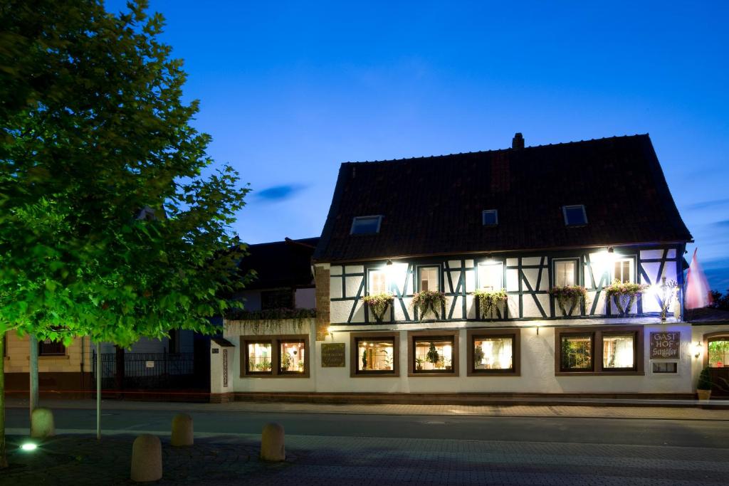 Maison d'hôtes Hotel-Restaurant Kölbl Hauptstraße 3 67677 Enkenbach-Alsenborn