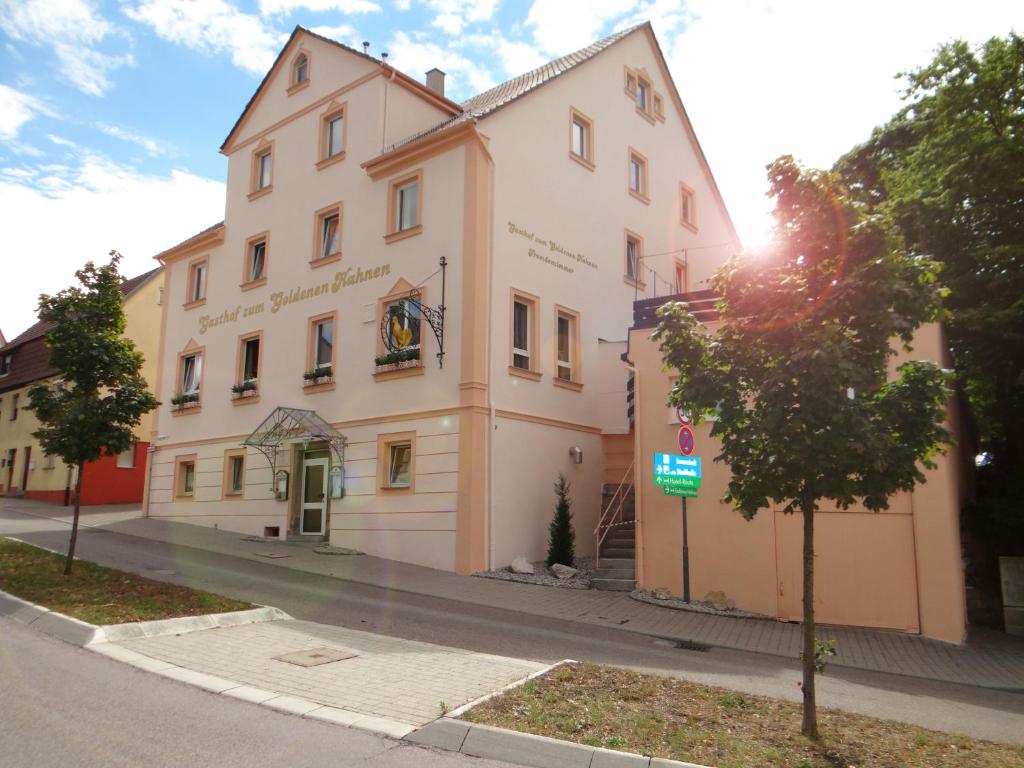 Hotel-Restaurant Zum Goldenen Hahnen Grabenstraße 51, 71706 Markgröningen