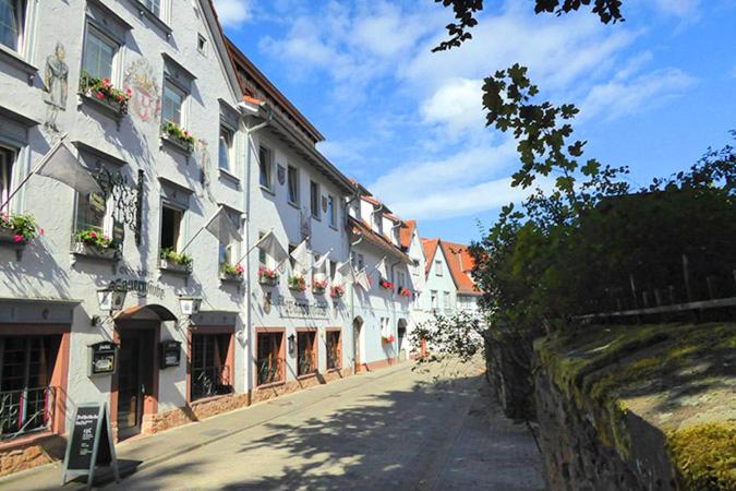 Hotel Wappenstube Am Schlossgraben 30, 64711 Erbach