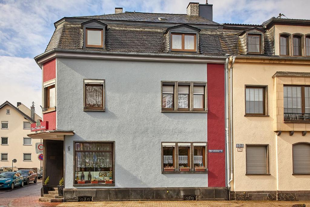 Maison d'hôtes Hotel zum dicken Baum Bürresheimerstr.1 56727 Mayen