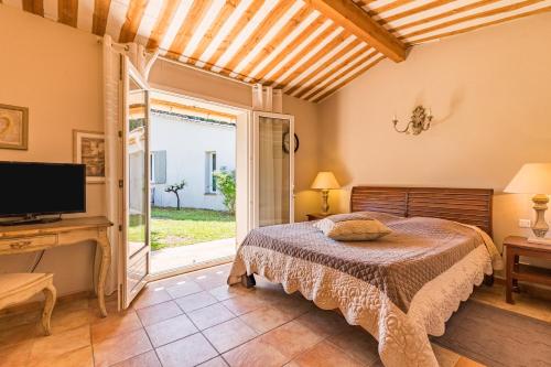 Jade En Provence