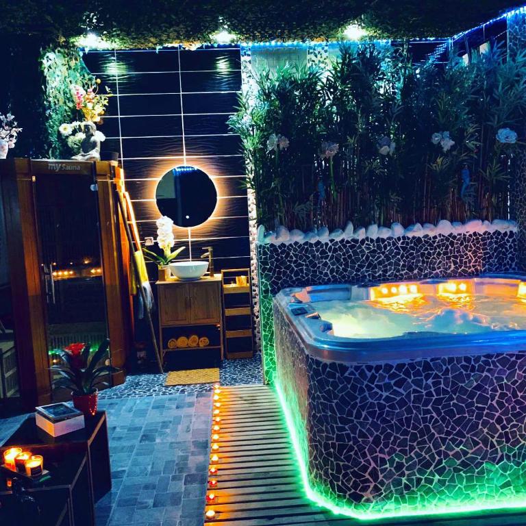 Maison d'hôtes Jungle Vibes - Jacuzzi - Sauna 29 Rue de la Sablière 91330 Yerres
