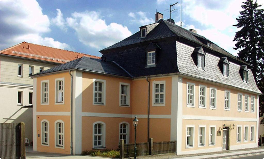 Maison d'hôtes Komenský Gäste- und Tagungshaus Comeniusstraße 8 02747 Herrnhut