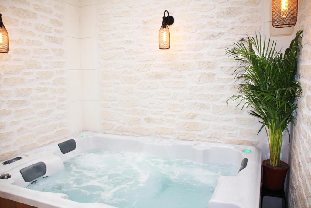 Maison d'hôtes L'Atelier - Gîte & Spa 16 Rue de Mulhouse 51200 Épernay