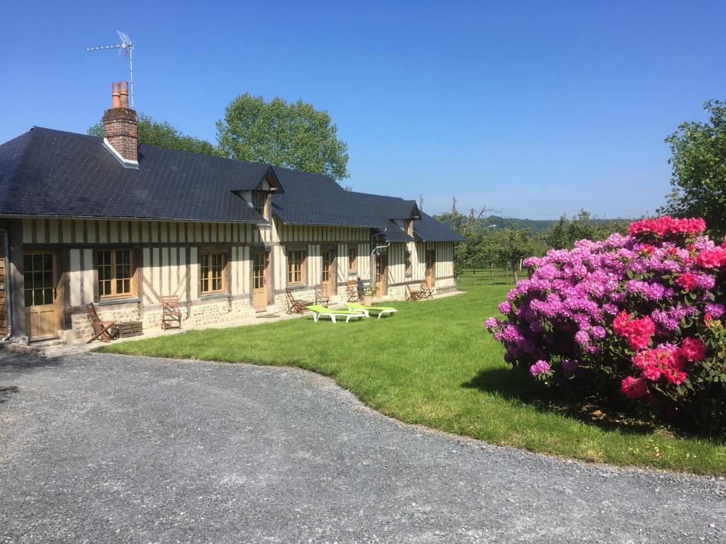 L'auberge du Mont 6 côte du Mont Massue Route du Torquesne, 14130 Le Breuil-en-Auge