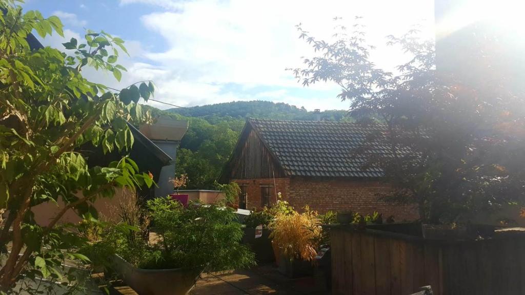 L'évasion romantique loft de charme avec jacuzzi privatif 95390 Saint-Prix