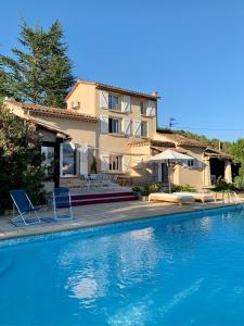 Maison d'hôtes L'Oliveraie Lorguaise 853 Route de Salernes 83510 Lorgues Provence-Alpes-Côte d\'Azur
