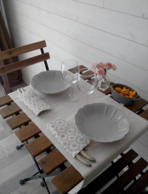 La cabane aux oiseaux 2 Rue Flemming, 89400 Migennes